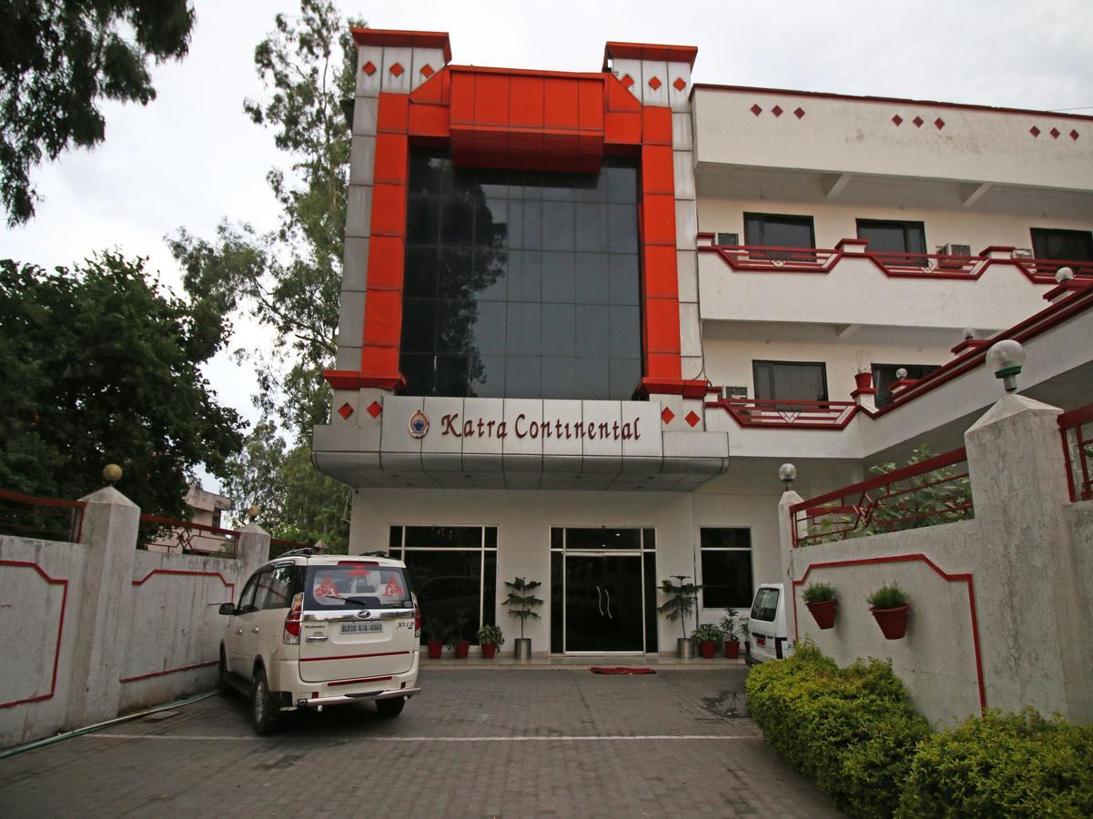 Oyo 5667 Katra Continental Hotell Exteriör bild