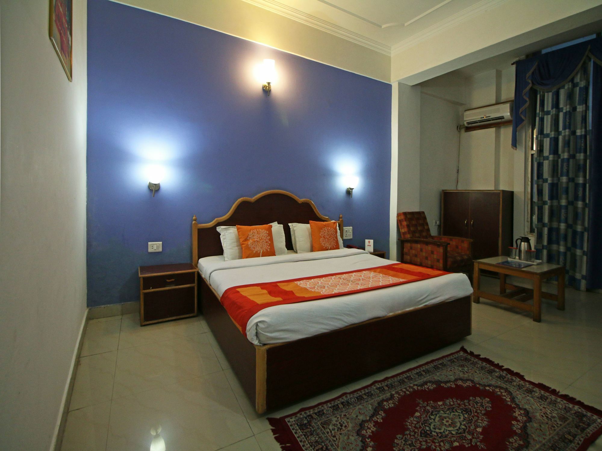 Oyo 5667 Katra Continental Hotell Exteriör bild